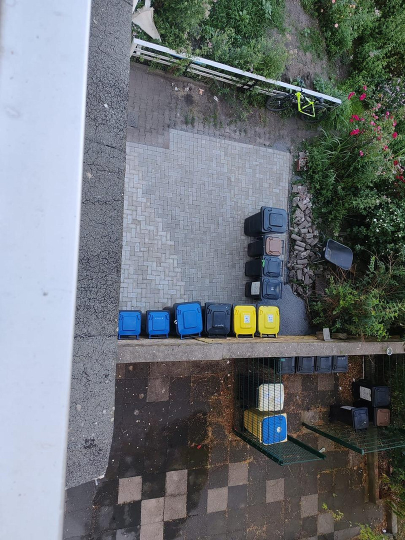 Große Innenstadtwohnung mit Balkon und Garten – Foto 9