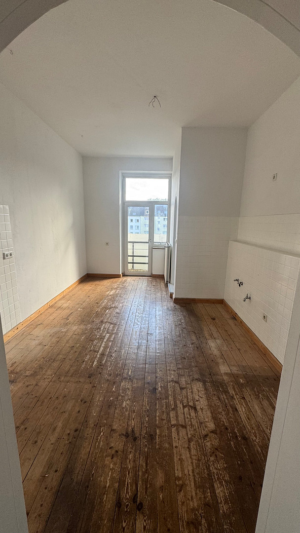 Große Innenstadtwohnung mit Balkon und Garten – Foto 15