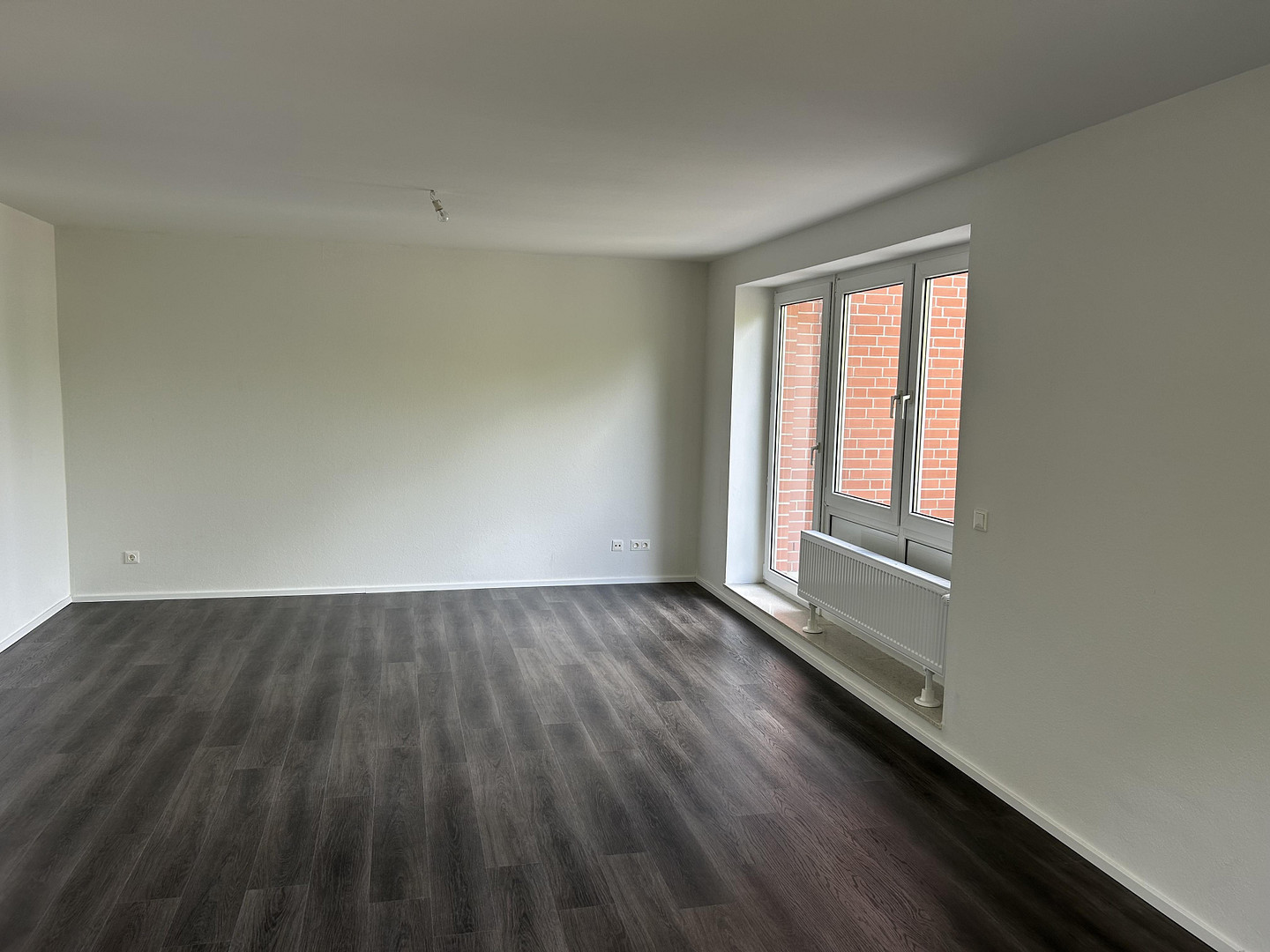 Penthouse-Style komplett renoviert und frei (nicht vermietet) – Sibeliusweg 22, 30655 Hannover(Groß Buchholz) – Vorschaubild 9