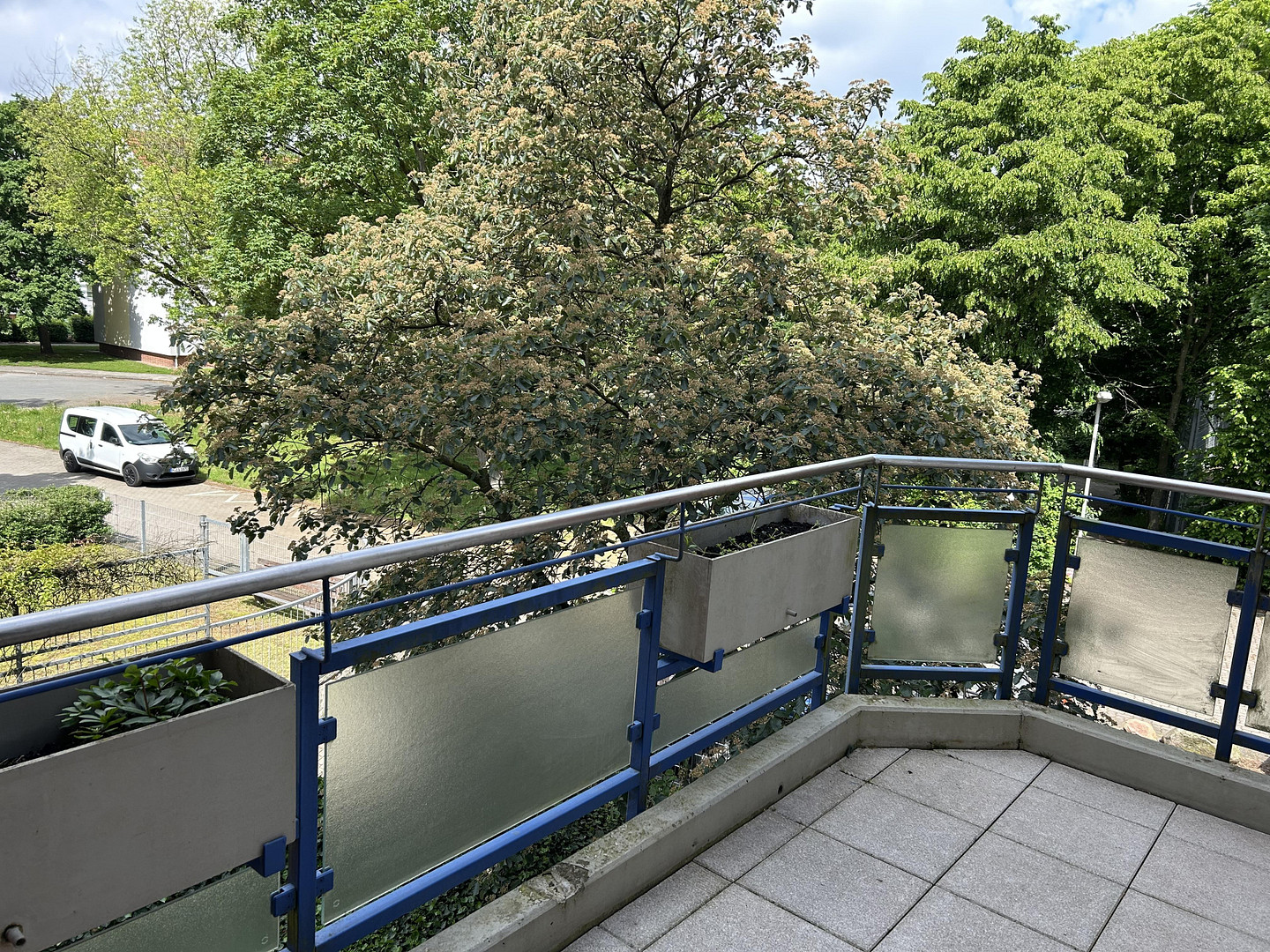 Penthouse-Style komplett renoviert und frei (nicht vermietet) – Sibeliusweg 22, 30655 Hannover(Groß Buchholz) – Vorschaubild 2