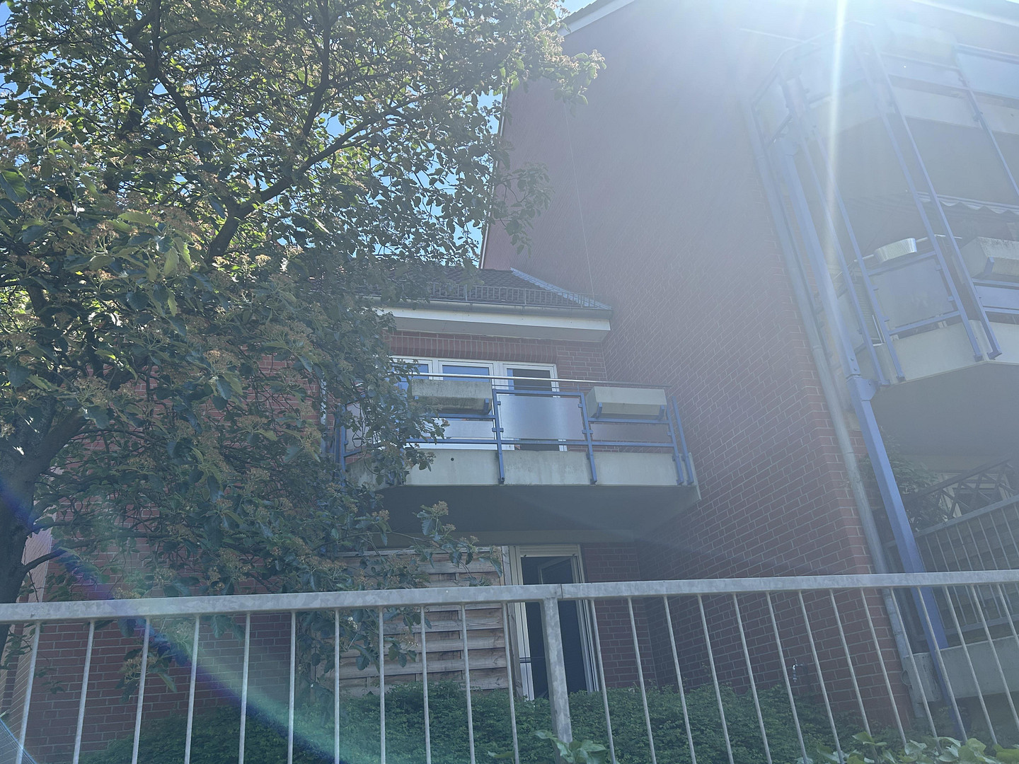 Penthouse-Style komplett renoviert und frei (nicht vermietet) – Sibeliusweg 22, 30655 Hannover(Groß Buchholz) – Vorschaubild 6