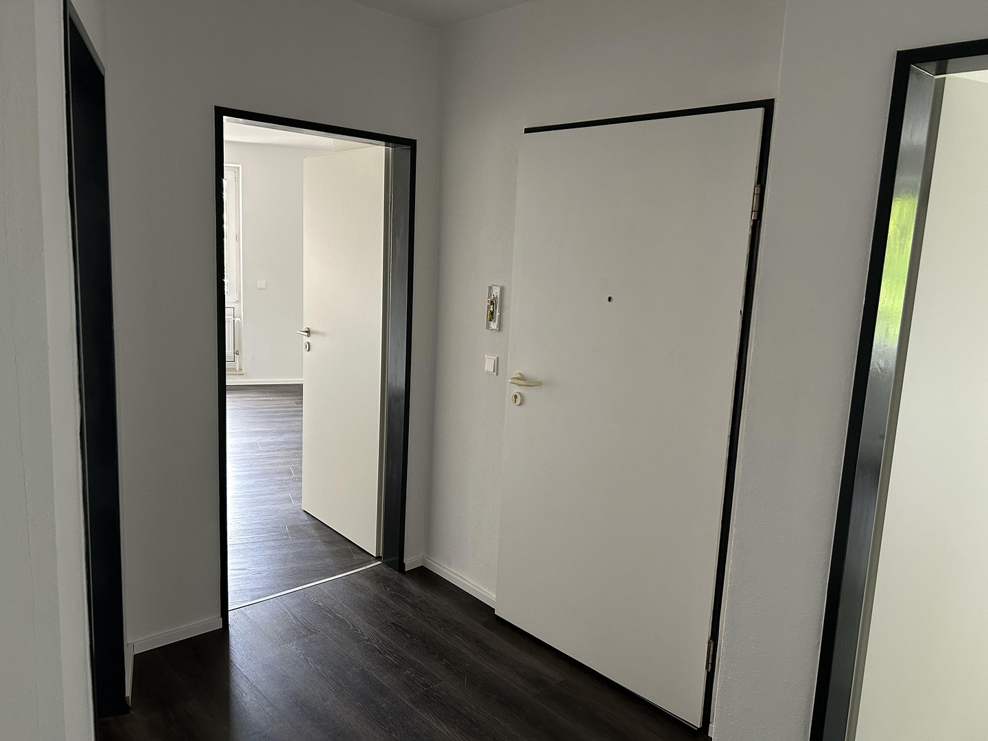 Penthouse-Style komplett renoviert und frei (nicht vermietet) – Sibeliusweg 22, 30655 Hannover(Groß Buchholz) – Vorschaubild 28