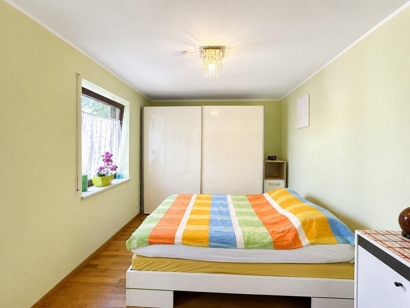 Schöne 2-Zimmer-Wohnung mit Balkon im Alt-Perlach direkt von Eigentümer – 81737 München(Altperlach) – Vorschaubild 4