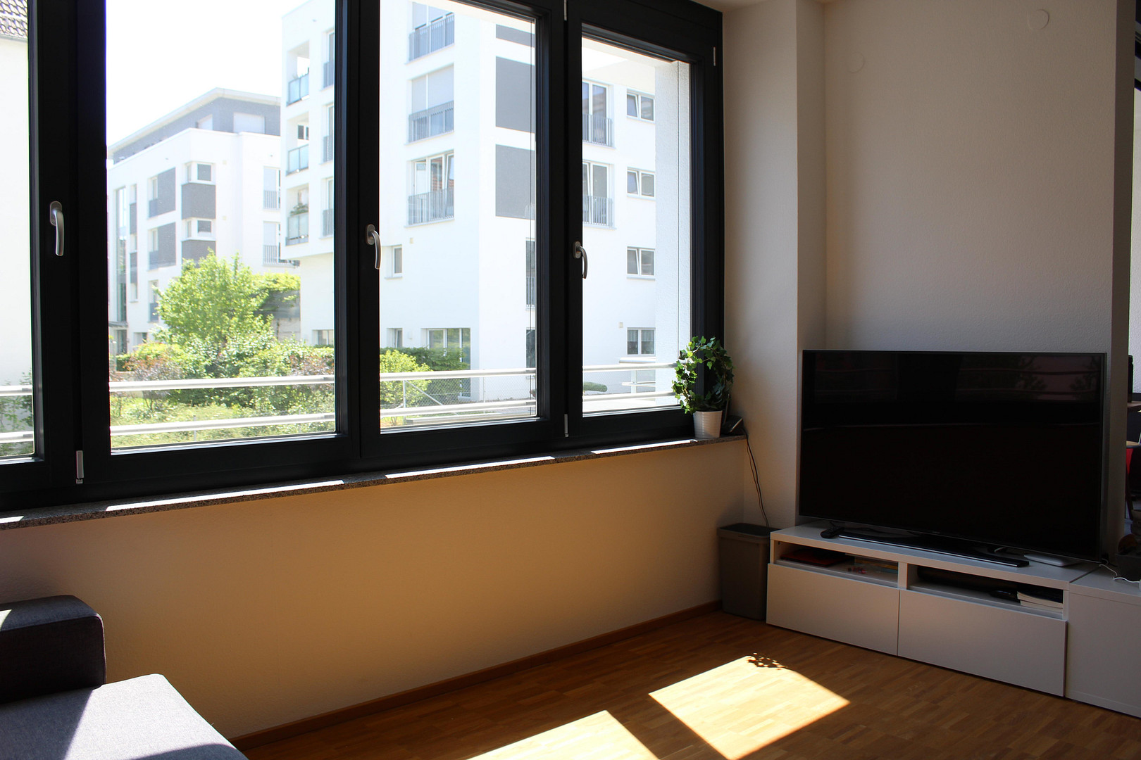 PROVISIONSFREI! Modernes 73m² Loft Stuttgart-Nord mit Balkon + TG – 70191 Stuttgart(Nord) – Vorschaubild 3