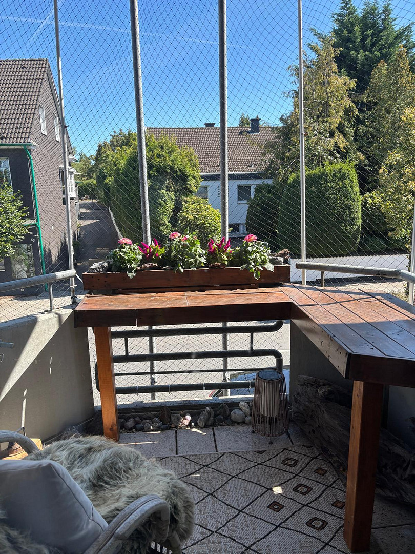 Großzügig geschnittene 2-Zimmerwohnung mit Süd-Balkon in zentraler Lage – Kölner Str. 60, 51399 Burscheid(Hilgen) – Vorschaubild 9