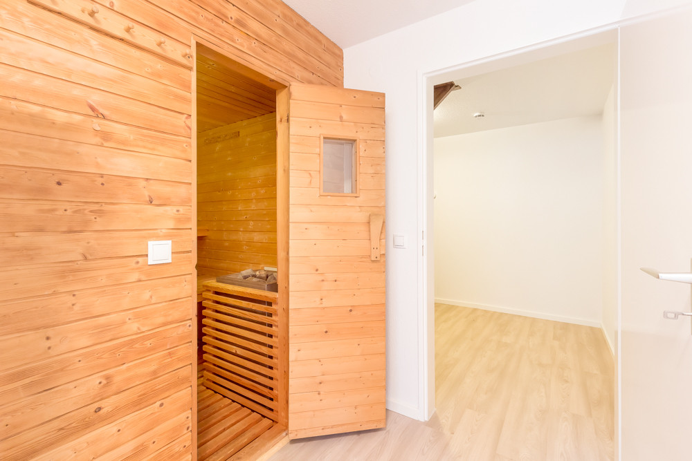 Blankenese: Moderne, ruhige 5 Zi EG/ST Whg inkl.2 Zi, Sauna, Duschbad im Souterrain – 22587 Hamburg-Blankenese(Blankenese) – Vorschaubild 9
