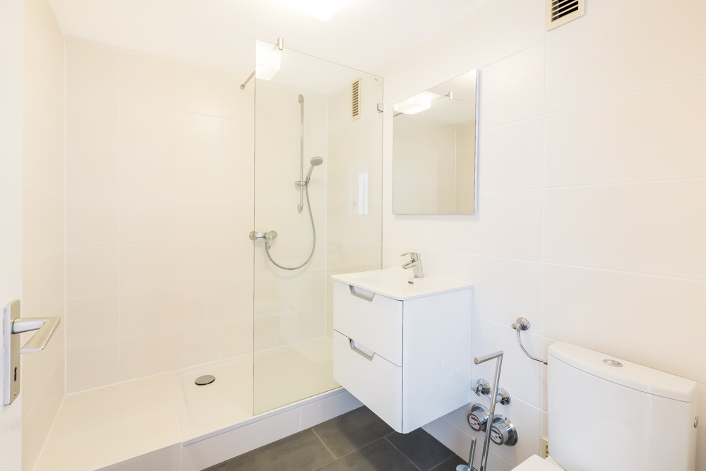 Blankenese: Moderne, ruhige 5 Zi EG/ST Whg inkl.2 Zi, Sauna, Duschbad im Souterrain – 22587 Hamburg-Blankenese(Blankenese) – Vorschaubild 10