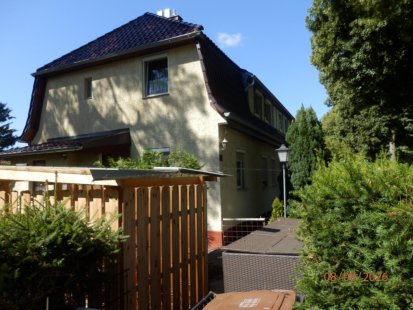 modernisierte Doppelhaushelfte mit zwei Wohnungen auf 403,50 qm Grundstück mit Garage – Bästleinsstraße 17, 16540 Hohen Neuendorf – Vorschaubild 4