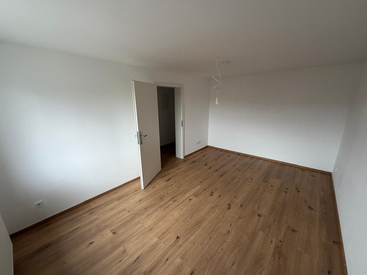 Kernsanierte Etagenwohnung, 1ZKB, Erstbezug – Petrusstr. 28, 66125 Saarbrücken(Herrensohr) – Vorschaubild 13