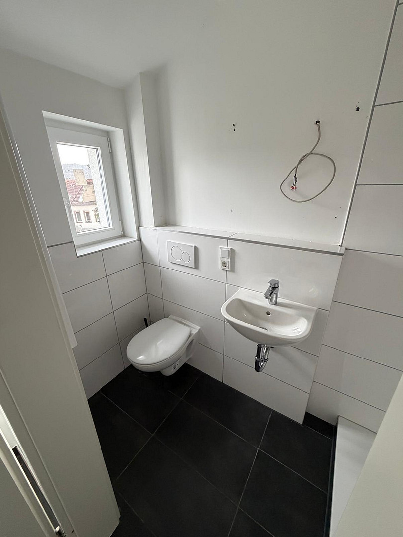 Kernsanierte Etagenwohnung, 1ZKB, Erstbezug – Petrusstr. 28, 66125 Saarbrücken(Herrensohr) – Vorschaubild 2