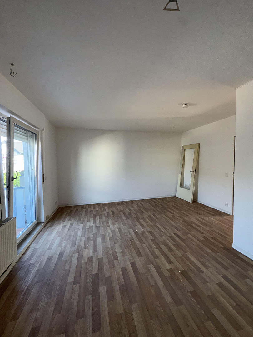 Wohnung - 2 ZKB mit Balkon ab sofort – Görlitzer Str. 3, 59557 Lippstadt – Vorschaubild 2