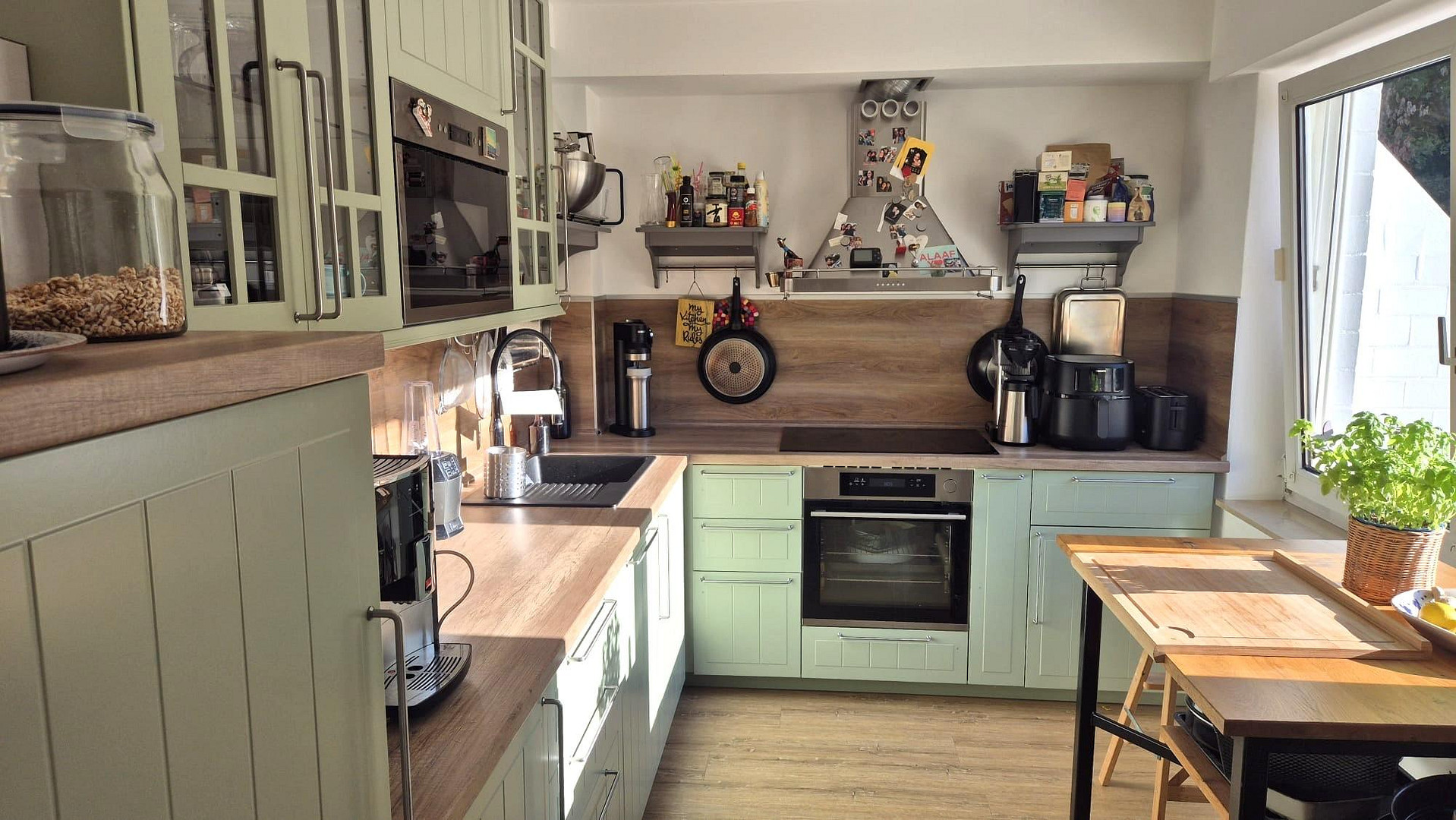 Exquisites Wohnerlebnis: 5 Zimmer, 3 Balkone, 2 Ebenen, Klima, Garage und und und..... – Thielenbrucher Allee 11, 51069 Köln(Dellbrück) – Vorschaubild 11
