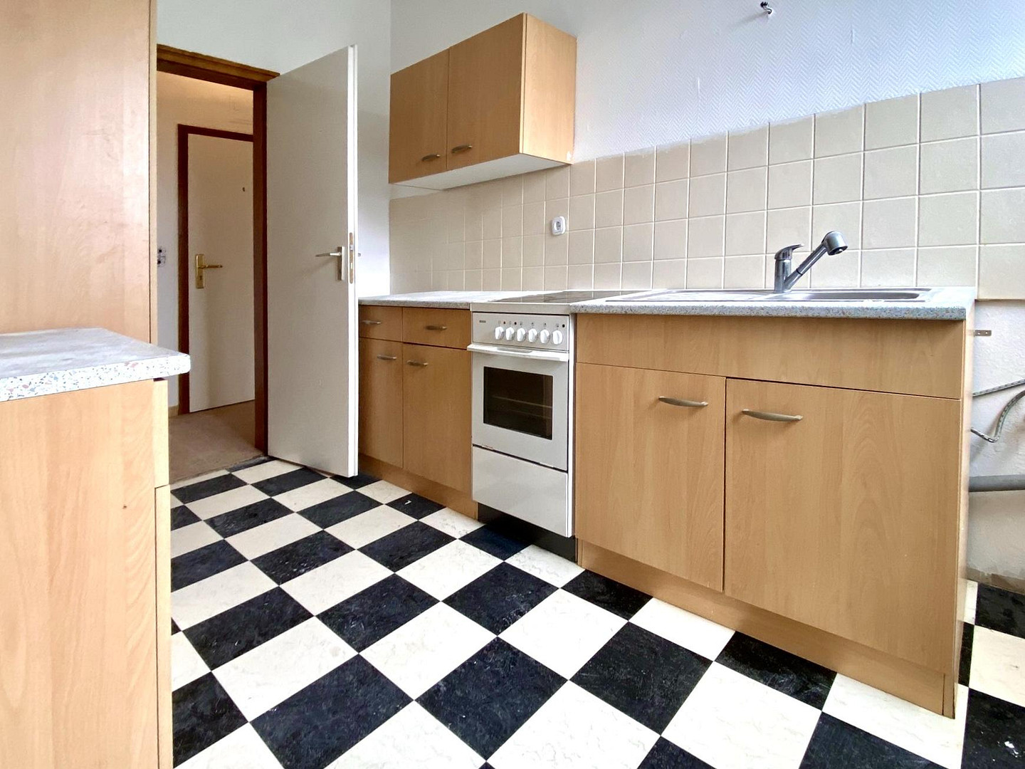 Charmante 2-Zimmer-Wohnung mit Balkon – sofort bezugsbereit – Plattenberg 57, 27283 Verden(Verden (Aller)) – Vorschaubild 7