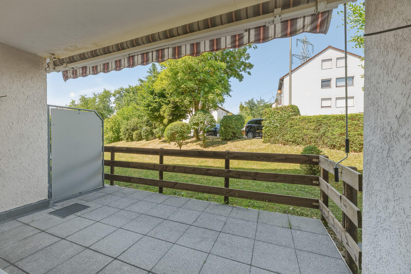 Jetzt die Ferienzeit nutzen! 3,5 Zi mit eigener Terrasse und extra Hobbyraum – 71229 Leonberg(Höfingen) – Vorschaubild 3
