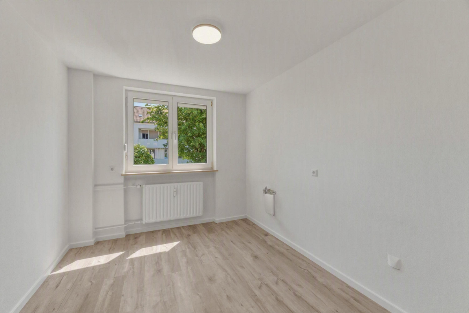 Jetzt die Ferienzeit nutzen! 3,5 Zi mit eigener Terrasse und extra Hobbyraum – 71229 Leonberg(Höfingen) – Vorschaubild 7