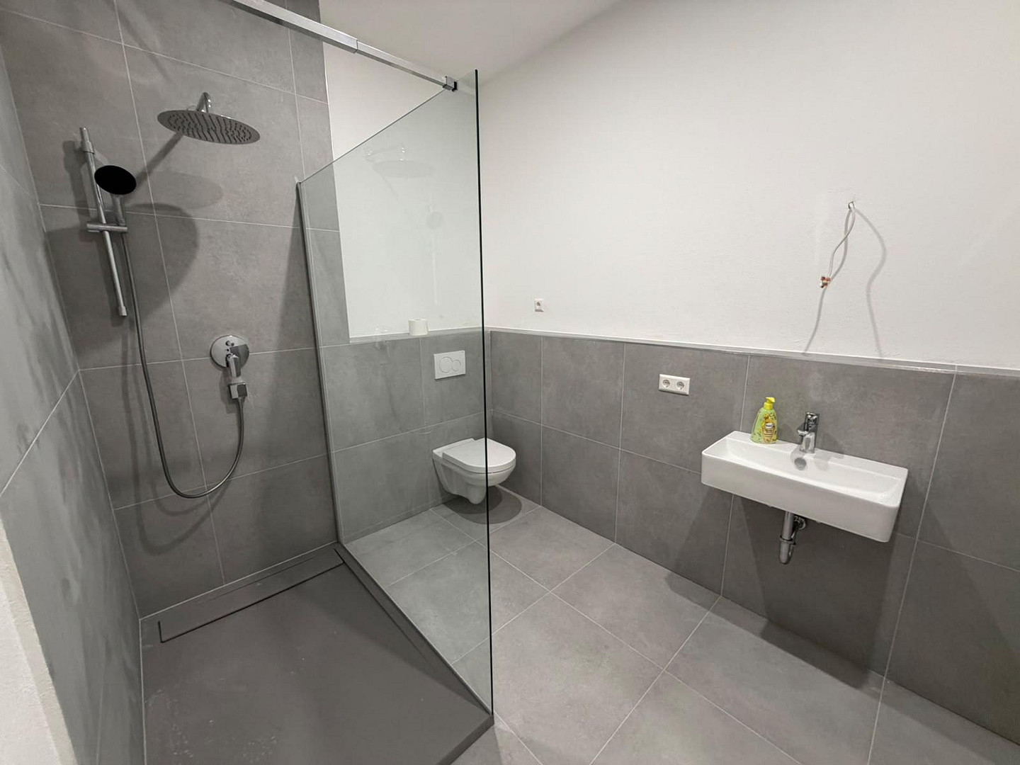 Erstbezug nach Kernsanierung! 5-Schlafzimmer-Wohnung in zentraler Lage von Pforzheim-Brötzingen – Westliche Karl-Friedrich-Straße 344, 75172 Pforzheim – Vorschaubild 3