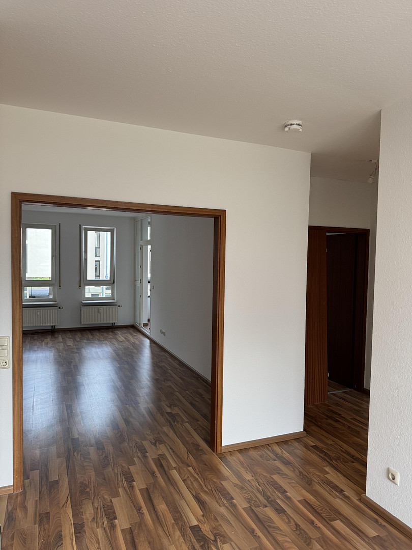 Erstbezug nach Renovierung: 3,5 Zimmer, große Terrasse, neue Küche & TG-Stellplatz – Badstr. 2, 72793 Pfullingen – Vorschaubild 9