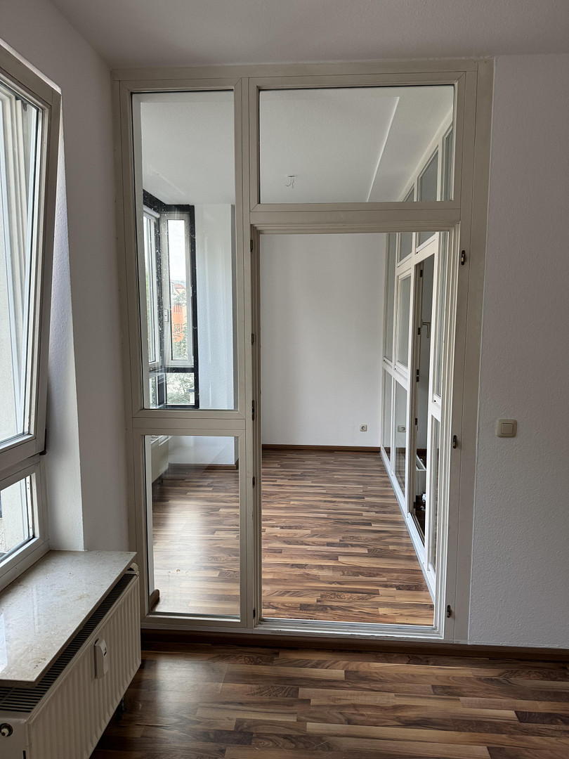 Erstbezug nach Renovierung: 3,5 Zimmer, große Terrasse, neue Küche & TG-Stellplatz – Badstr. 2, 72793 Pfullingen – Vorschaubild 5