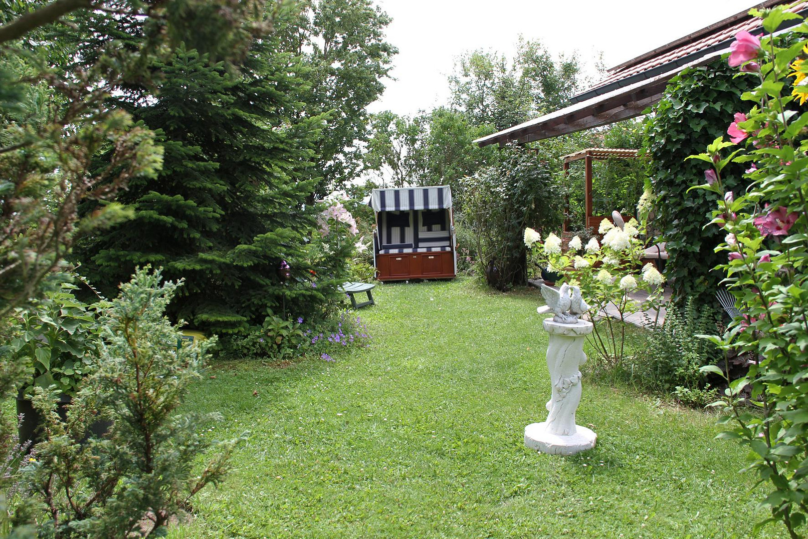 Traumwohnung m. Garten in bester Wohnlage Ende Sackgasse mit Blick in die Alpen mit PV Anlage – Tannenweg 8, 94086 Bad Griesbach(Bad Griesbach i. Rottal) – Vorschaubild 8