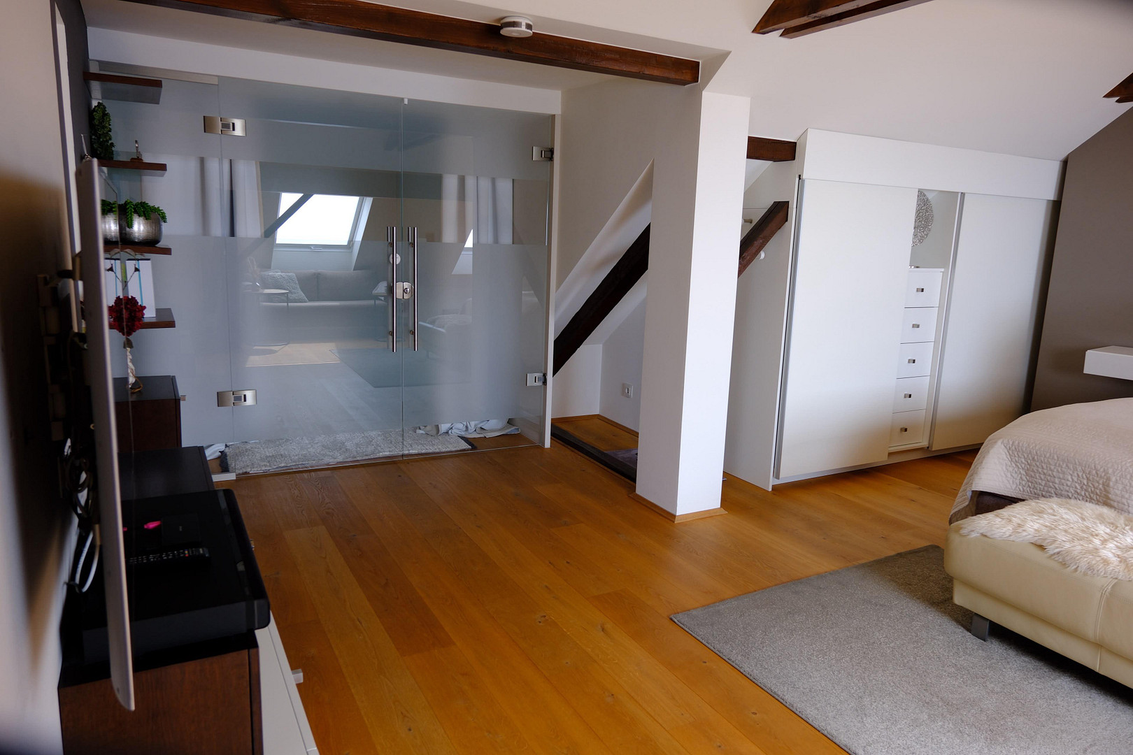 Exklusive Wohlfühloase in GE-Resse: 214 m² Luxus, Schreiner-Einbauten & traumhafter Naturpool – 45892 Gelsenkirchen(Resse) – Vorschaubild 17