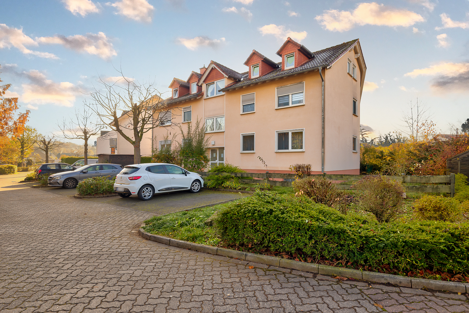 Neuwertiges und aufgeteiltes MFH mit 4 leeren Wohnungen! Provisionsfrei! – 63674 Altenstadt(Oberau) – Vorschaubild 3