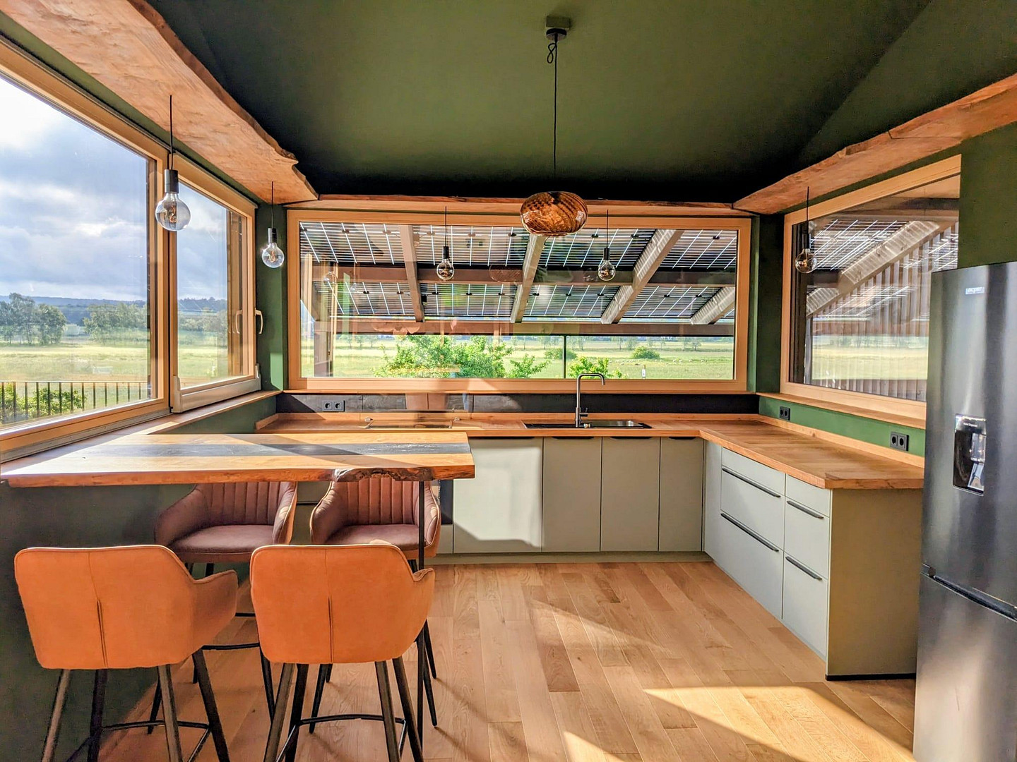 Traumhaftes Loftstudio mit grandiosem Blick in die Horlofftal-Auen.  Neubau Erstbezug. Möbliert. – 61209 Echzell – Vorschaubild 3