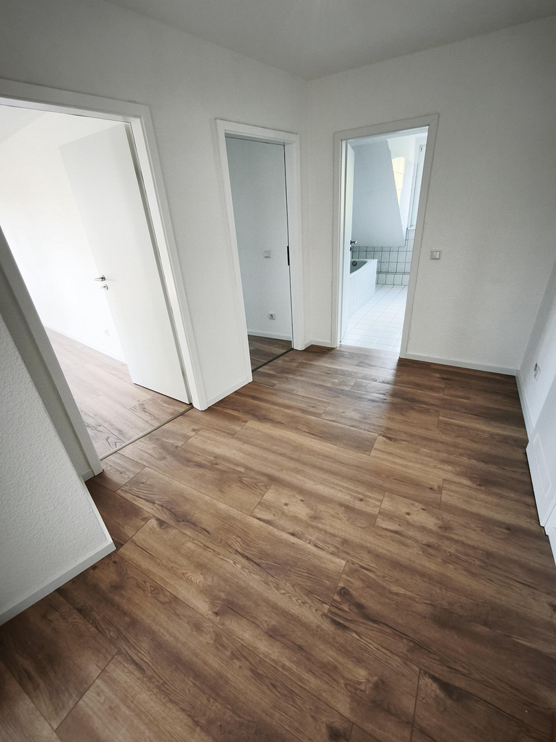 Erstbezug nach Renovierung: Helle 2-Zimmer-Wohnung mit EBK in Elberfeld (Ideal für WG & Paare)! – Viehhofstraße 55, 42117 Wuppertal(Elberfeld-West) – Vorschaubild 6