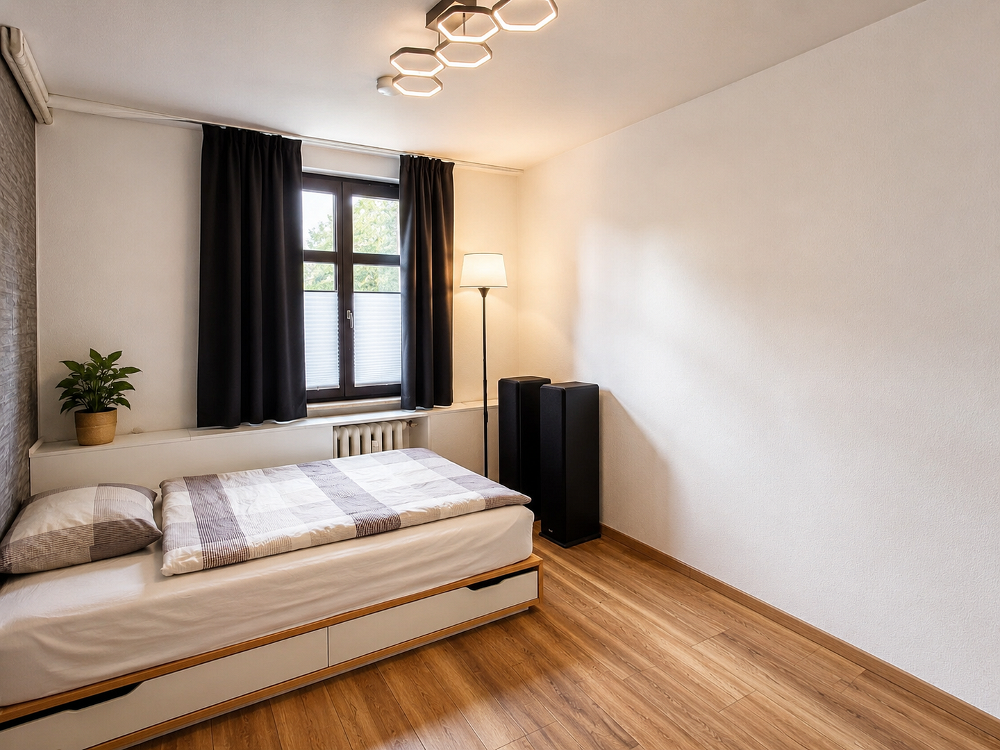 4-Zimmer-Wohnung in zentraler Lage von Bingen –  inkl. Einbauküche – Kaufhausgasse 4, 55411 Bingen am Rhein – Vorschaubild 3