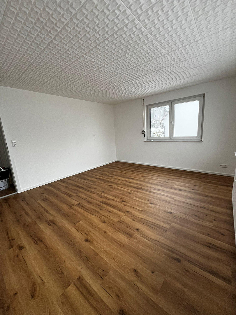 Modern renovierte 2‑Zimmer‑Wohnung mit Einbauküche – 72461 Onstmettingen – Vorschaubild 3