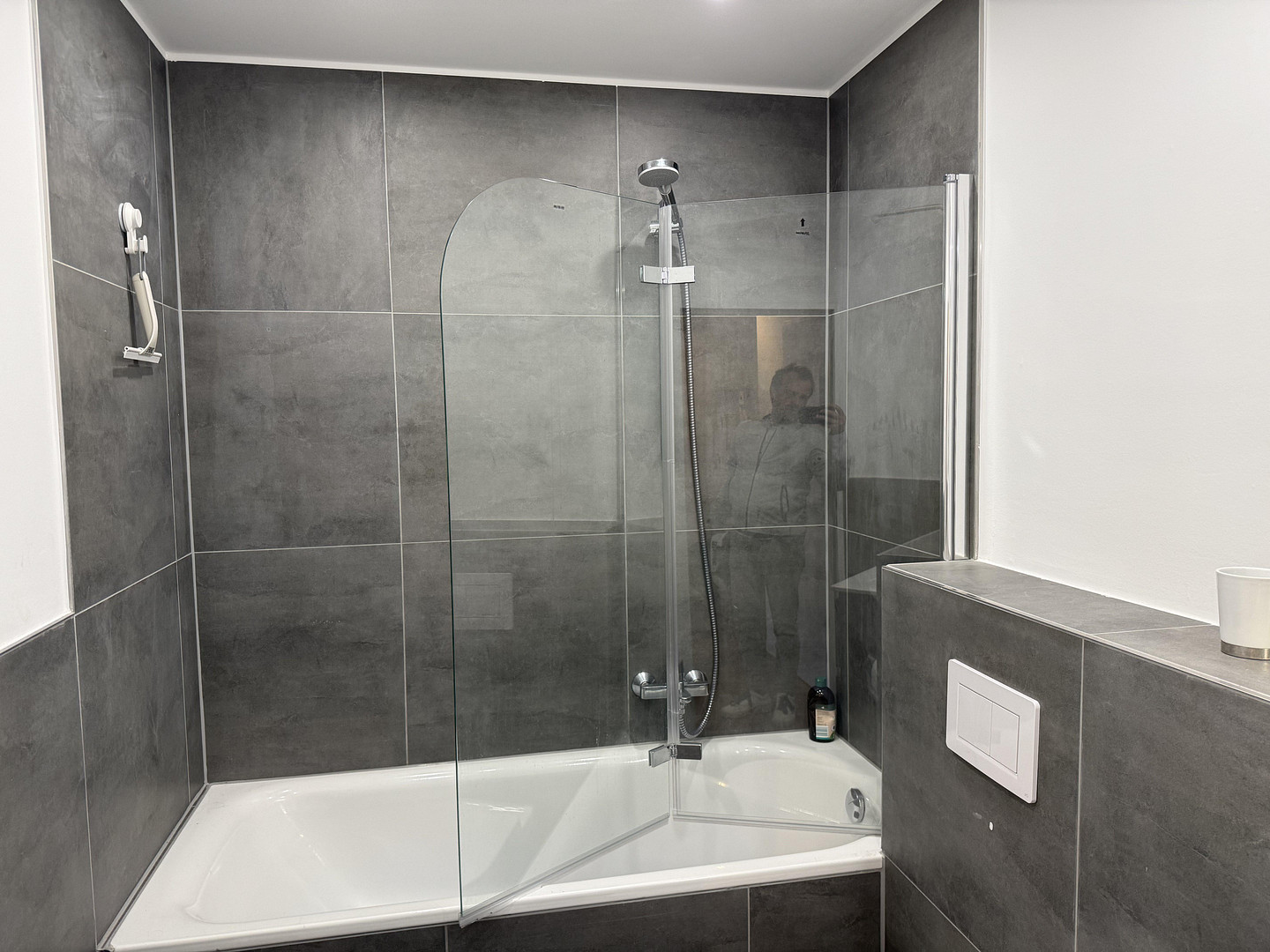 Stilvolles Wohnen auf Zeit hochwertig möblierte Wohnung, ruhig, modern & in Top-Lage, all-inclusive – Jägerstraße 5, 47918 Tönisvorst(Sankt Tönis) – Vorschaubild 5