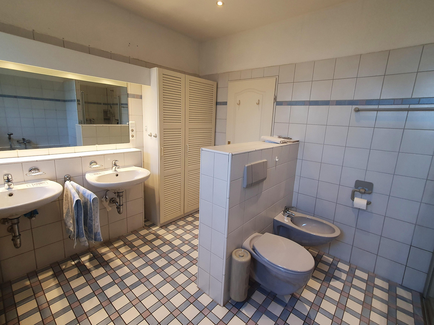 Charmante Villa auf großzügigem, teilbarem Grundstück, alter Baumbestand und unverbaubarer Höhenlage – 56077 Koblenz – Vorschaubild 23