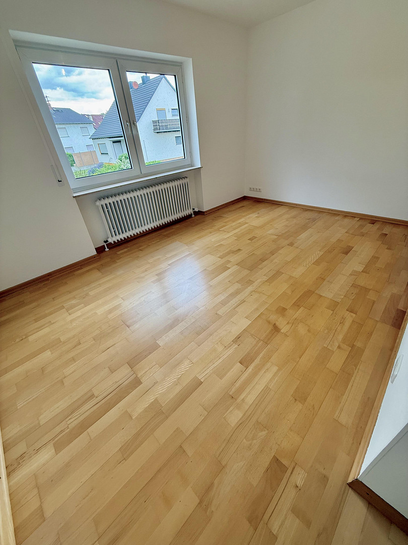 Helle, frisch sanierte 3-Zimmerwohnung mit großem Balkon und Blick ins Grüne – 65205 Wiesbaden(Nordenstadt) – Vorschaubild 13