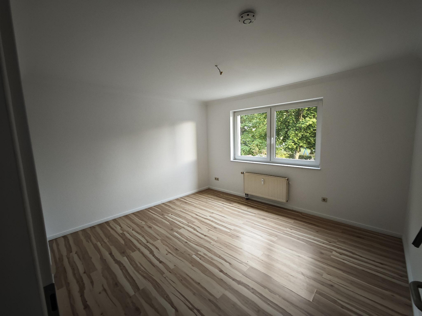 Helle 86 m² 3 Zimmer Wohnung mit Balkon & Keller in Hachenburg Krankenhaus – An der Borngasse 4, 57627 Hachenburg – Vorschaubild 9