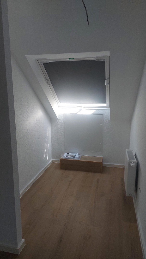 Frisch sanierte Dachgeschosswohnung mit Garage, PV-Strom & Klimaanlage – max. 6 Monate – Im Spürkergarten 6, 50374 Erftstadt(Liblar) – Vorschaubild 7