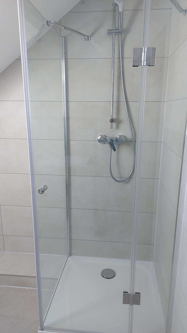 Frisch sanierte Dachgeschosswohnung mit Garage, PV-Strom & Klimaanlage – max. 6 Monate – Im Spürkergarten 6, 50374 Erftstadt(Liblar) – Vorschaubild 9