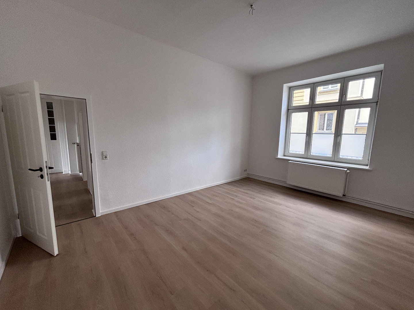 EG 3 Zi.-TOP Lage Schelfstadt, sanierter Altbau,sehr hell ,S/W Balkon,neue EBK – Jahnstrasse 13, 19055 Schwerin(Schelfstadt) – Vorschaubild 9