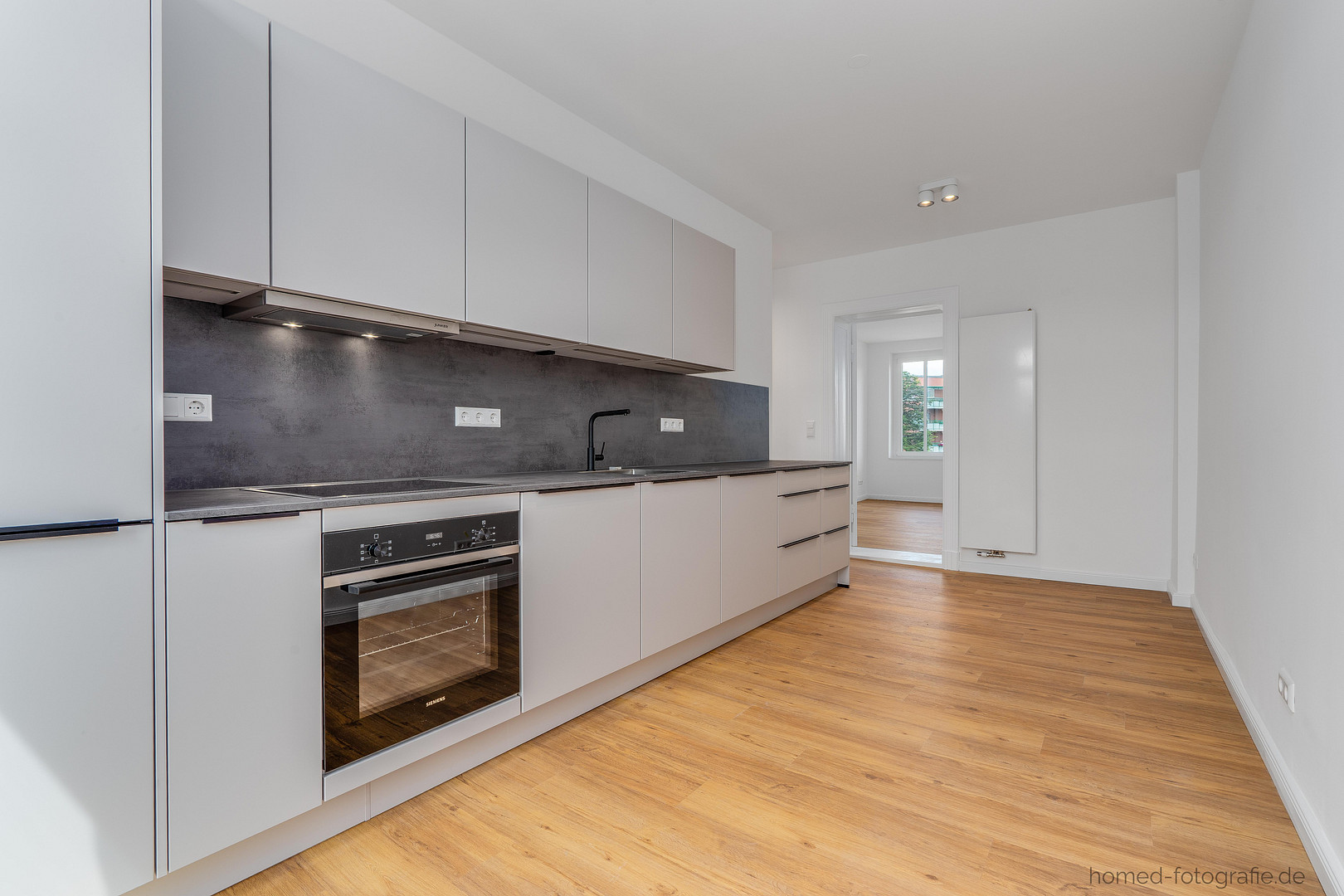 Kernsanierter 2-Zimmer-Altbau in Berlin-Köpenick: Erstbezug mit Wohnküche, Tageslichtbad und Balkon – Müggelheimer Straße 18, 12555 Berlin(Köpenick) – Vorschaubild 8