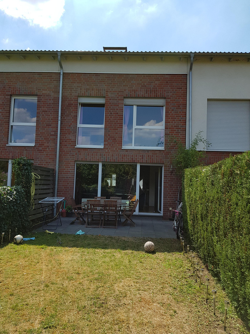 Schönes, ruhig gelegenes Reihenmittelhaus (Energiekl. B), 4 Zi, 2 Bäder, Garage, 200m zur U-Bahn – Hans-Vilz-Weg 5, 40489 Düsseldorf-Wittlaer(Wittlaer) – Vorschaubild 2