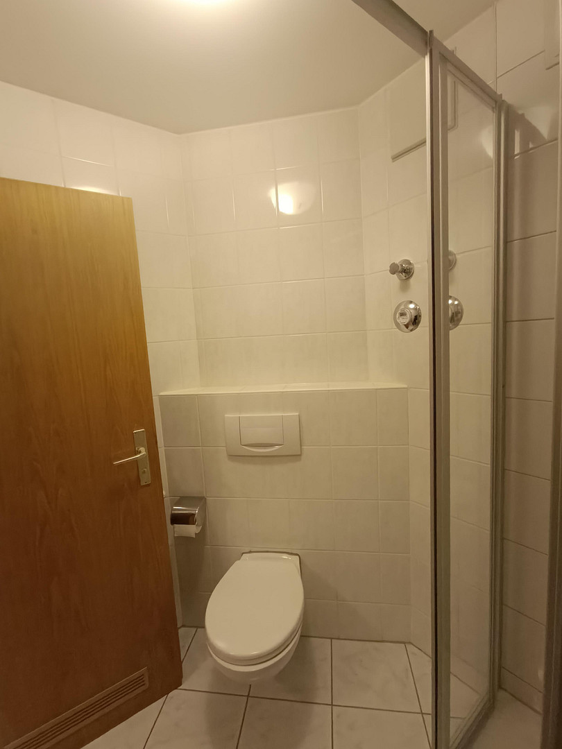 Dresden-Cotta – prov.frei, ruhige, mod. 1 Zi.-Whg. mit Balkon, sep. Küche mit Einbauten u. TG Stpl. – Sachsdorfer Str. 15, 1157 Dresden(Cotta) – Vorschaubild 11