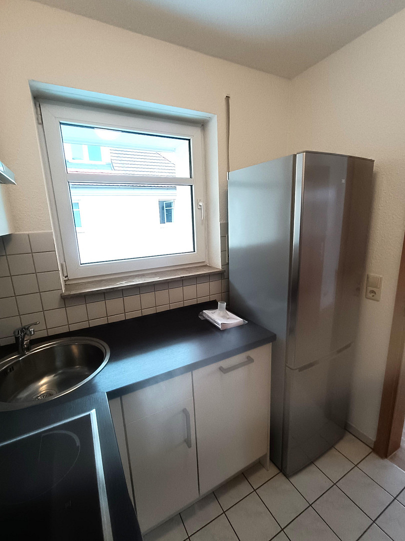 Dresden-Cotta – prov.frei, ruhige, mod. 1 Zi.-Whg. mit Balkon, sep. Küche mit Einbauten u. TG Stpl. – Sachsdorfer Str. 15, 1157 Dresden(Cotta) – Vorschaubild 9