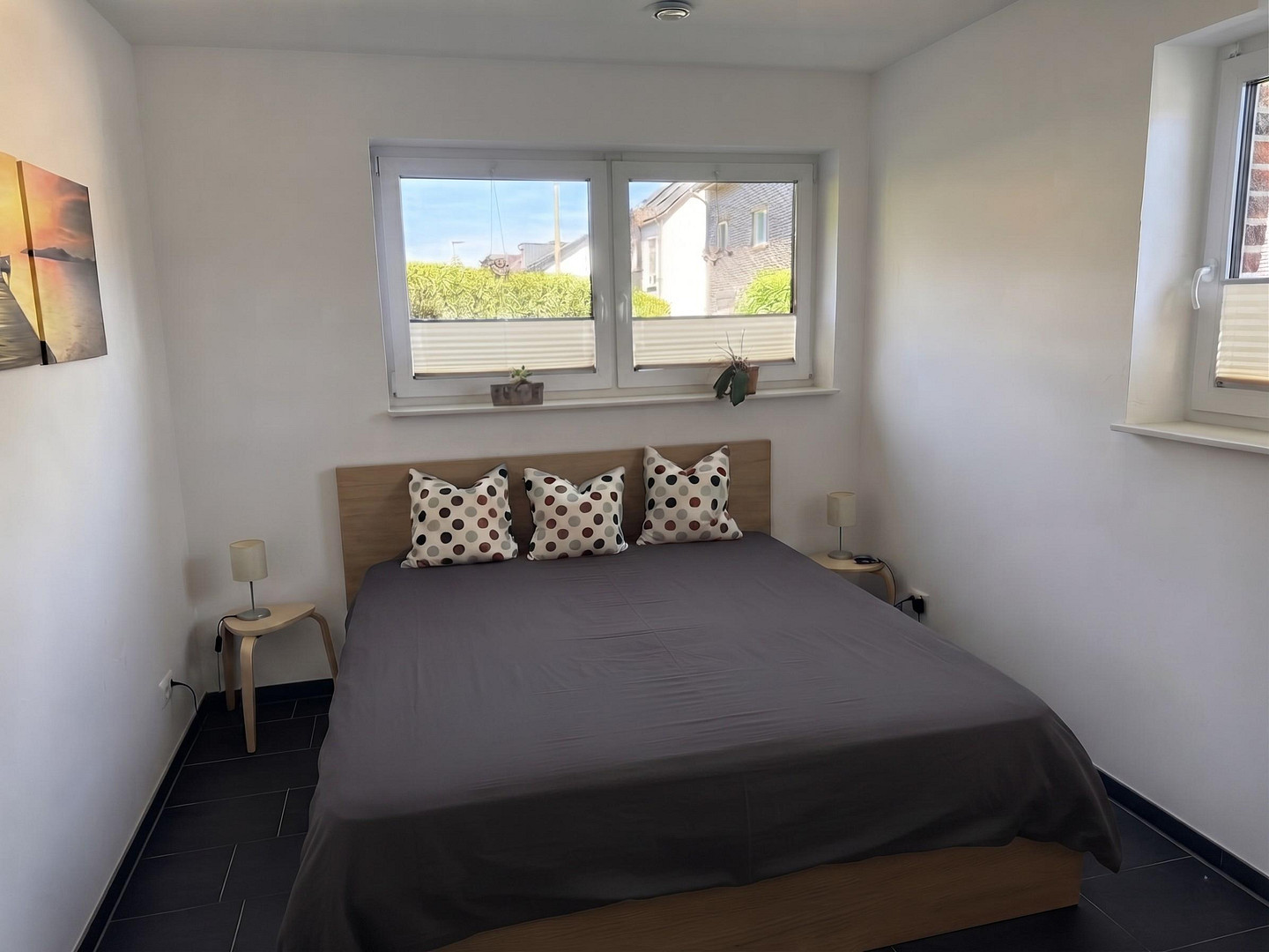 Modernes Massivhaus in ruhiger Neubausiedlung: Südausrichtung, Terrassendach, Sauna & 9m-Garage – 46049 Oberhausen(Alstaden) – Vorschaubild 10