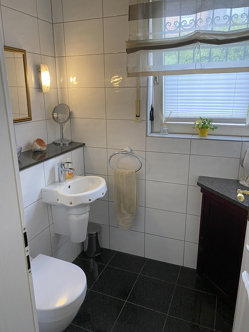 Mannheim-Wallstadt: Ruhiger Eckbungalow in sehr guter Wohnlage – 68259 Mannheim(Wallstadt) – Vorschaubild 2