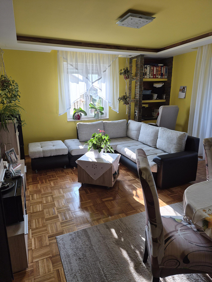 Kapitalanlage mit Zukunft – modernisierte Wohnung mit Balkon, PV-Anlage & Rückmietung – 97762 Hammelburg – Vorschaubild 3