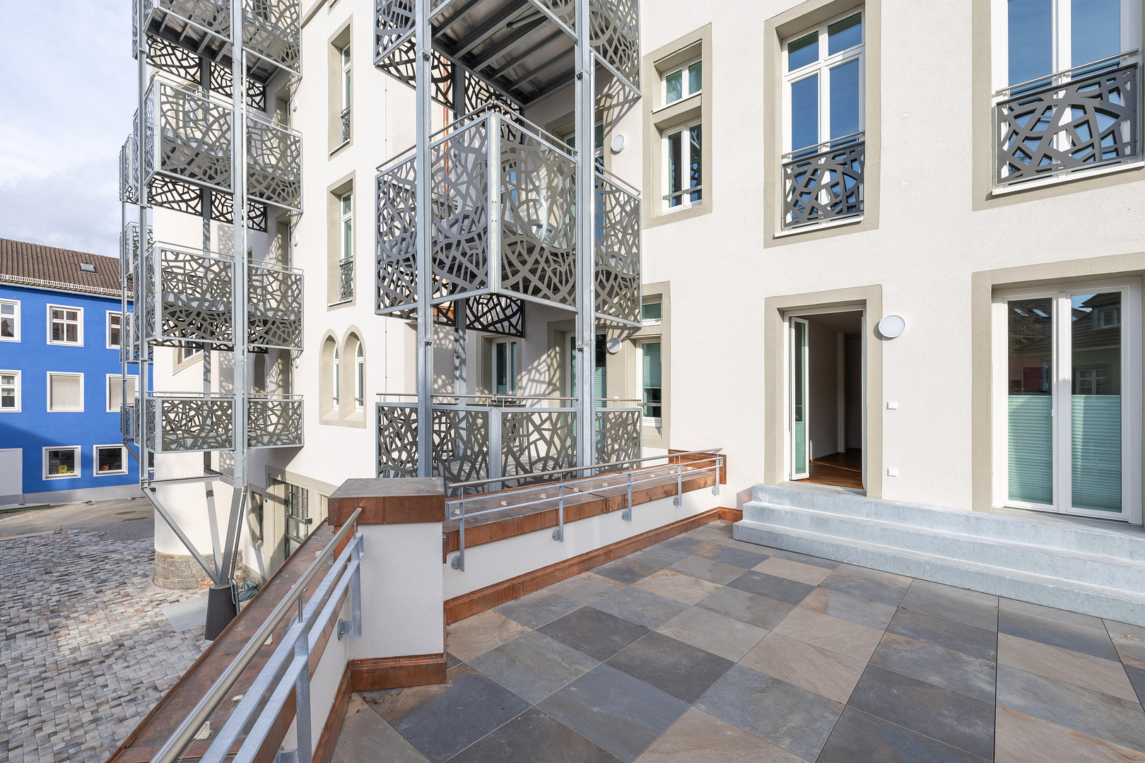1 ZiKB Terrasse - Wohnen im LöwenBau - E1-W01, 43 m² - 850 € FLAT (inkl. Betriebsk) – Eisenbahnstr. 21, 79761 Waldshut-Tiengen(Waldshut) – Vorschaubild 5