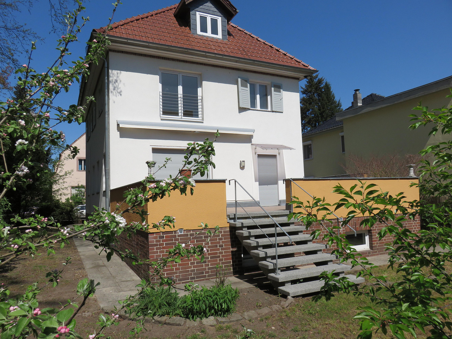 Sonnenterrasse und Saunalandschaft nahe Spandauer Forst – Mögeldorfer Weg 2, 13587 Berlin(Hakenfelde) – Vorschaubild 2