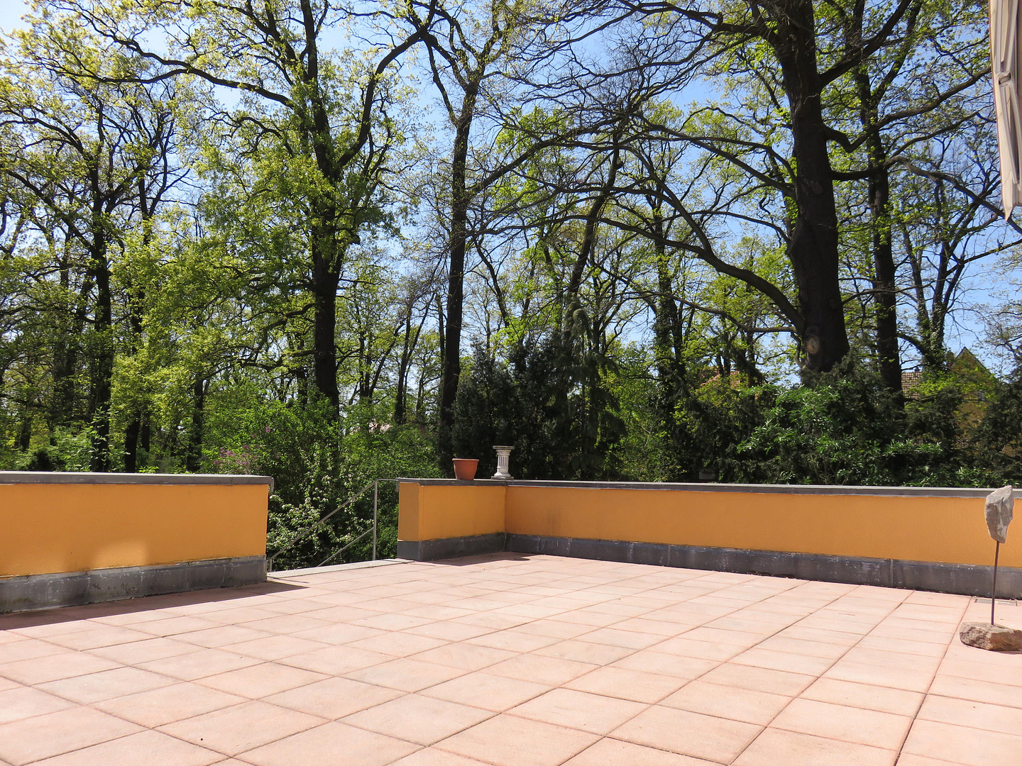 Sonnenterrasse und Saunalandschaft nahe Spandauer Forst – Mögeldorfer Weg 2, 13587 Berlin(Hakenfelde) – Vorschaubild 3