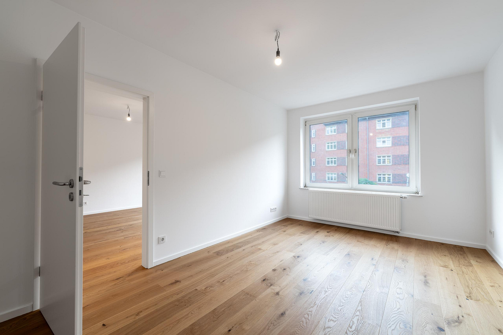 Kernsaniert und provisionsfrei: 3 Zimmer mit Balkon und Aufzug – Yorckstraße 1a, 40477 Düsseldorf(Derendorf) – Vorschaubild 4