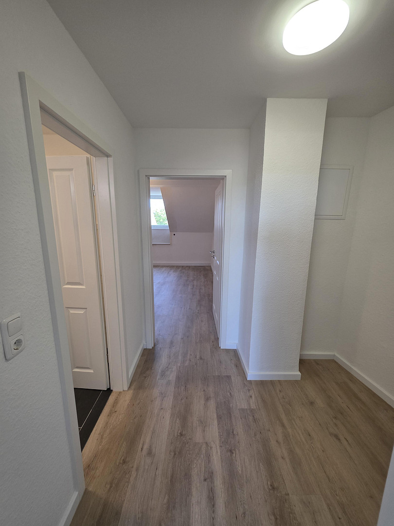 Sorfort frei !!! 2-Zi. ETW im Dachgeschoss - Top Lage !!! – Wilhelm-Leuschner-Str. 40, 64293 Darmstadt – Vorschaubild 10