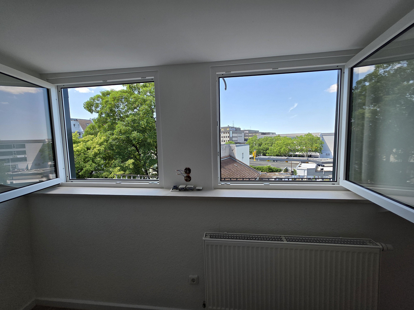 Sorfort frei !!! 2-Zi. ETW im Dachgeschoss - Top Lage !!! – Wilhelm-Leuschner-Str. 40, 64293 Darmstadt – Vorschaubild 5