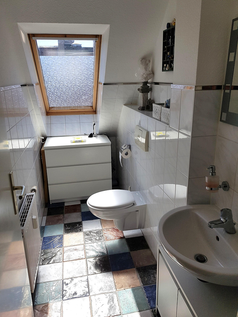 Große Dachgeschosswohnung im ruhigen Gartenhaus mit Terrasse–mitten im Samariterkiez/Friedrichshain – 10247 Berlin(Friedrichshain) – Vorschaubild 13